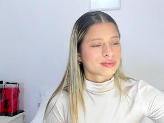 Davina Rose webcam model stream image