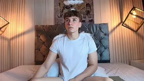 TaylerWhite webcam model stream image