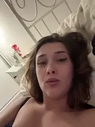 MayaVonDe webcam stripchat model stream image