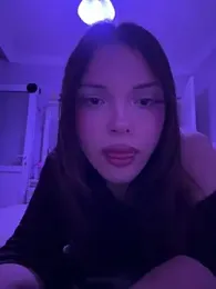 transkralicee webcam model stream image