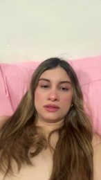 DevineSimone webcam cam4 model stream image