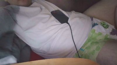 NePopBoi webcam model stream image