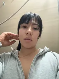 kim_monti webcam model stream image