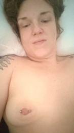 DeaRed8899 webcam model stream image