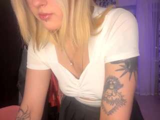 elenefulwood webcam model stream image