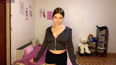 ArlyneSwilling webcam model stream image