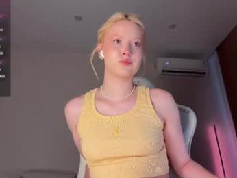 kittyloffe webcam model stream image