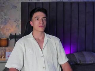 Aslan Fox webcam model stream image