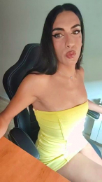 sara_mv webcam model stream image