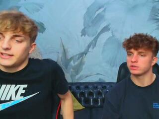 Curt & Levi webcam model stream image