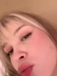 BellaSecrett webcam model stream image