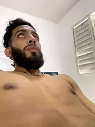 Zyan_Moratto webcam model stream image