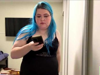 YanaVerde webcam model stream image
