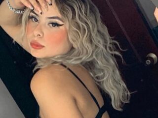 Mariana Garzon webcam model stream image