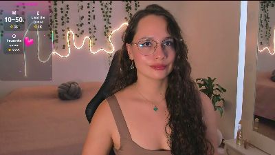 EmmaTorres9 webcam model stream image