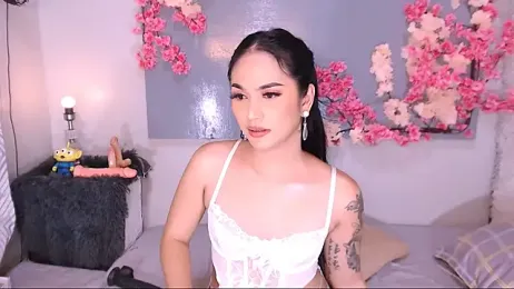 Oriental_Tiara webcam model stream image