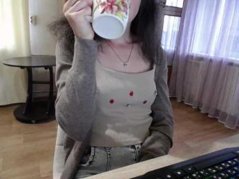 Millie webcam model stream image