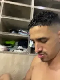 ikaro21 webcam model stream image