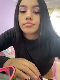 Marianahb-e webcam stripchat model stream image