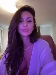 LunaBex webcam model stream image