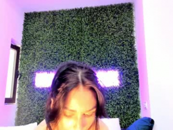 hotfallingdevil webcam model stream image
