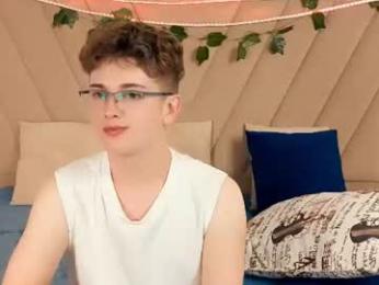 miless_cooper webcam chaturbate model stream image