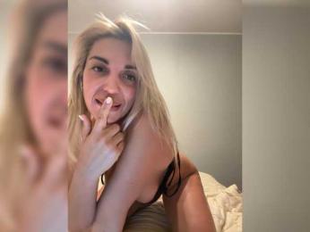 BellaRaff webcam model stream image