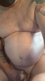 krissitalyXX webcam model stream image
