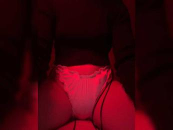 Alyamrr webcam model stream image