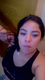 Natyst webcam model stream image