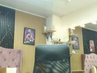 barbie-brown webcam model stream image