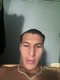 CentralMayaxx webcam model stream image