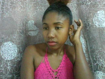 Annah21 webcam model stream image