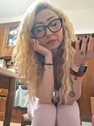 harleyejoker1 webcam stripchat model stream image