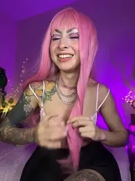 Cinamoonn webcam model stream image