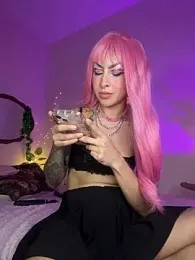 Cinamoonn webcam model stream image