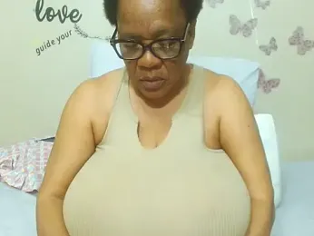 DairyQueen2 webcam model stream image