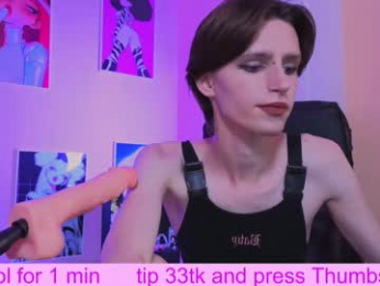 kira_long webcam model stream image