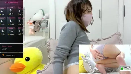 SUZU_ webcam model stream image