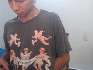 Ryan Medeiros webcam model stream image
