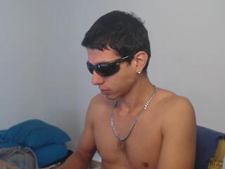 Ryan Medeiros webcam model stream image