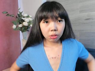 Erlina Heathman webcam model stream image