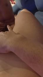Roxanalacolo webcam model stream image