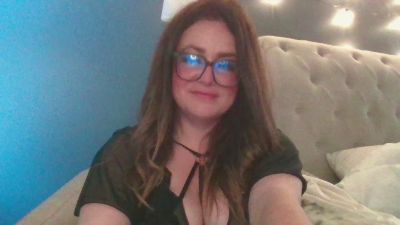 HotHousewife33 webcam model stream image