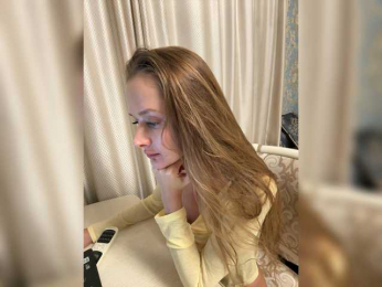 FantasyBaby webcam model stream image