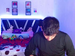 Dante Whitee webcam model stream image