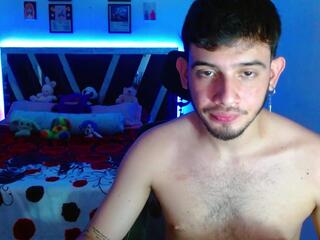 Dante Whitee webcam model stream image