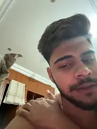 Hornybeardguy webcam model stream image