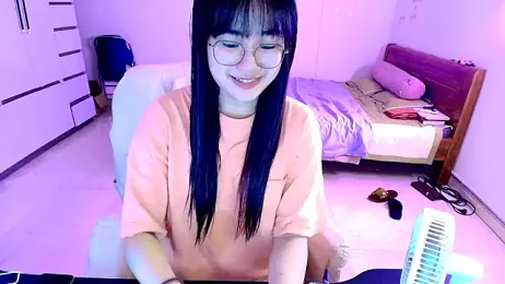 Queen_2k6 webcam model stream image