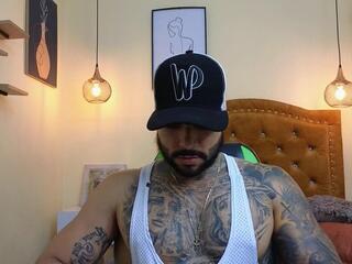 Apolo Rousse webcam model stream image